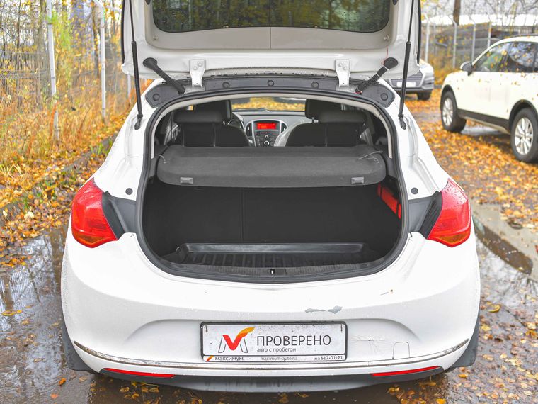 Opel Astra 2014 года, 174 500 км - вид 12