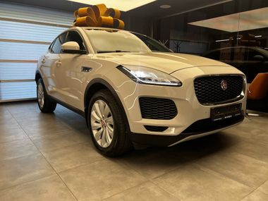 Jaguar E-Pace 2018 года, 89 828 км - вид 3