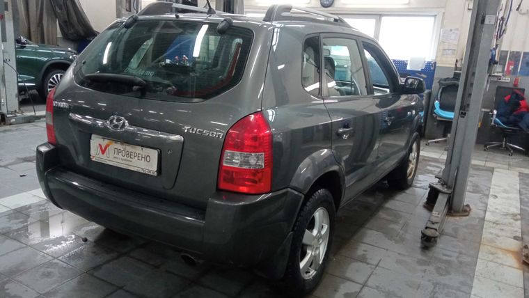 Hyundai Tucson 2006 года, 174 383 км - вид 3