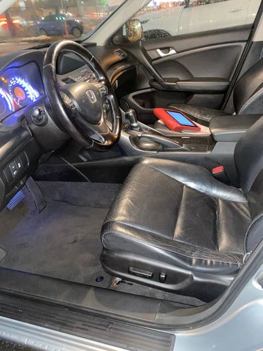 Honda Accord 2011 года, 172 361 км - вид 5