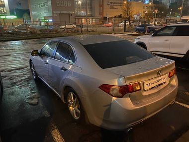 Honda Accord 2011 года, 172 361 км - вид 4