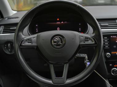 Skoda Octavia 2019 года, 199 765 км - вид 7