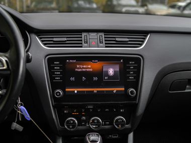 Skoda Octavia 2019 года, 199 765 км - вид 8