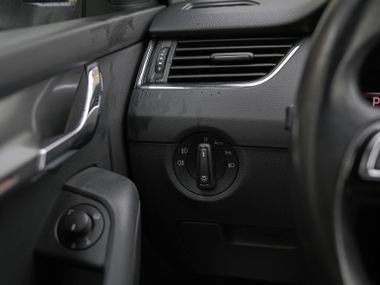 Skoda Octavia 2019 года, 199 765 км - вид 13