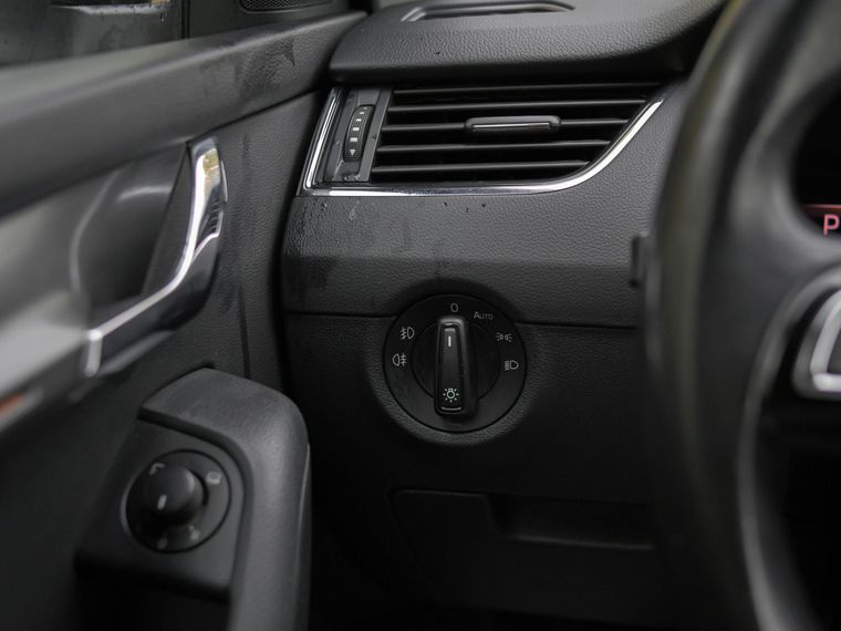 Skoda Octavia 2019 года, 199 765 км - вид 13