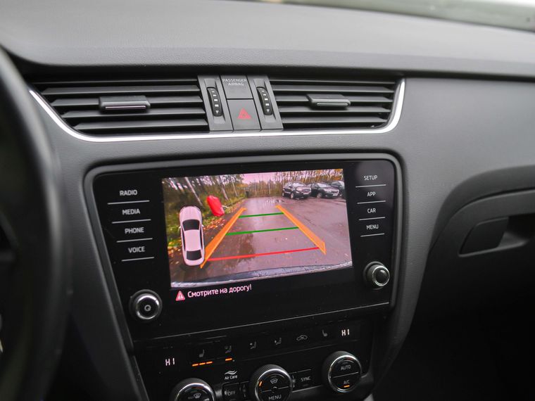 Skoda Octavia 2019 года, 199 765 км - вид 9