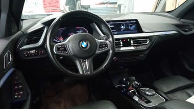 BMW 1 серия 2021 года, 68 020 км - вид 5