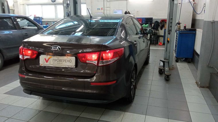 Kia Rio 2016 года, 70 000 км - вид 3