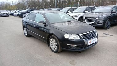 Volkswagen Passat 2010 года, 269 095 км - вид 3