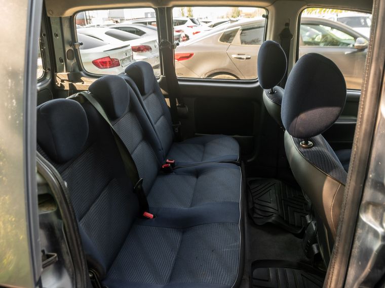 Peugeot Partner 2008 года, 176 487 км - вид 9