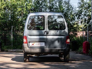 Peugeot Partner 2008 года, 176 487 км - вид 4