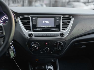 Hyundai Solaris 2021 года, 61 433 км - вид 7