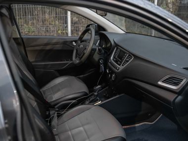 Hyundai Solaris 2021 года, 61 433 км - вид 11