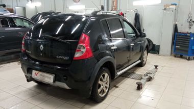 Renault Sandero Stepway 2012 года, 129 605 км - вид 3