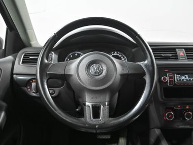 Volkswagen Jetta 2011 года, 135 950 км - вид 8