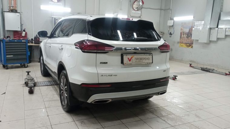 Geely Atlas Pro 2023 года, 36 209 км - вид 4