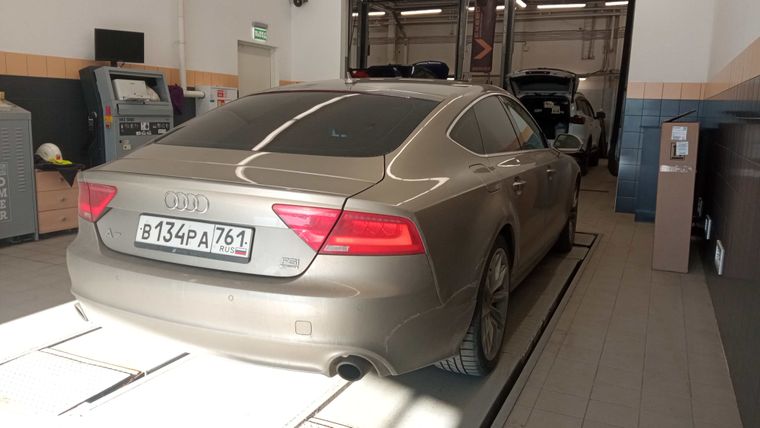 Audi A7 2011 года, 201 262 км - вид 3