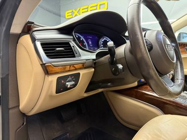 Audi A7 2011 года, 201 262 км - вид 10