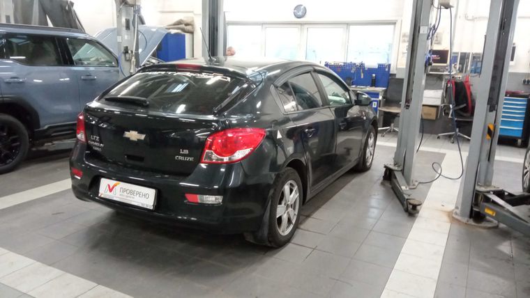 Chevrolet Cruze 2013 года, 167 000 км - вид 3