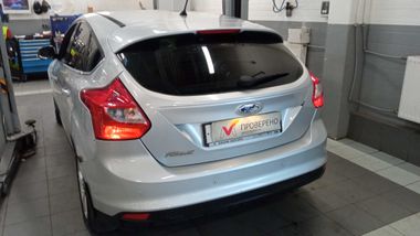 Ford Focus 2011 года, 203 307 км - вид 4