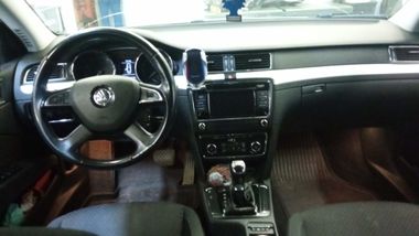 Skoda Superb 2013 года, 211 500 км - вид 5