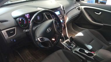 Hyundai i30 2014 года, 76 506 км - вид 5