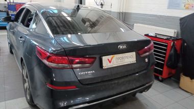Kia Optima 2020 года, 146 139 км - вид 4