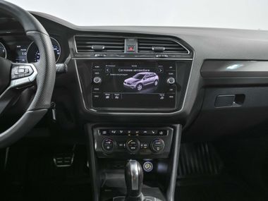 Volkswagen Tiguan 2019 года, 57 787 км - вид 9