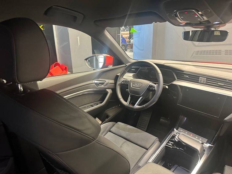 Audi e-tron Sportback 2021 года, 29 457 км - вид 17