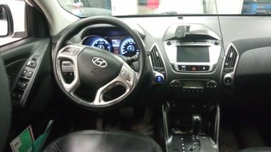 Hyundai ix35 2011 года, 237 043 км - вид 5