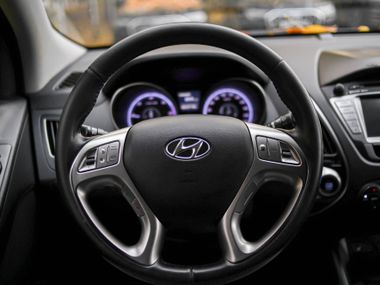 Hyundai ix35 2011 года, 237 043 км - вид 7