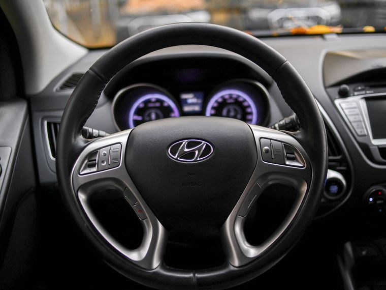 Hyundai ix35 2011 года, 237 043 км - вид 7