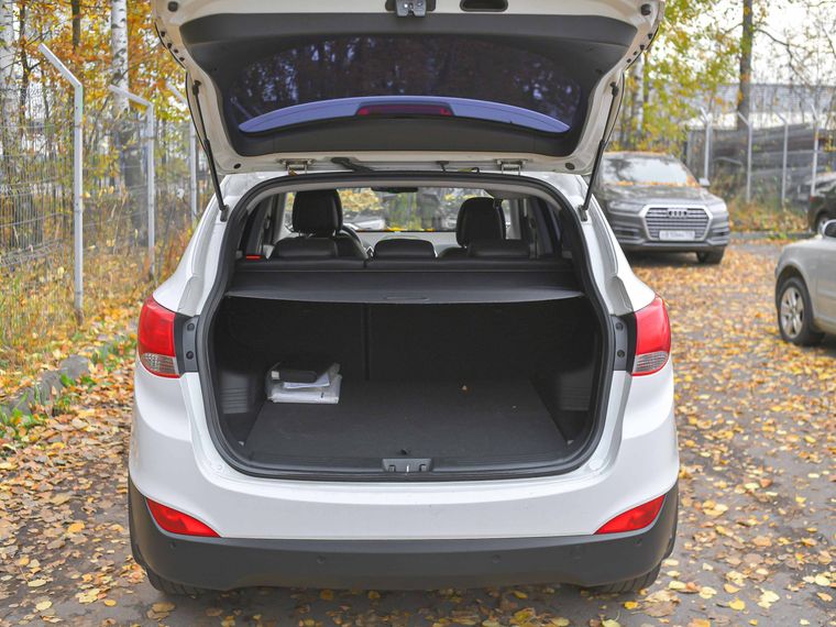 Hyundai ix35 2011 года, 237 043 км - вид 16