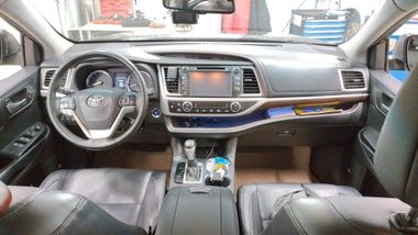 Toyota Highlander 2014 года, 271 338 км - вид 5