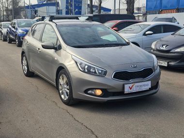 KIA Ceed 2013 года, 190 838 км - вид 3