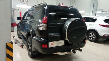 Toyota Land Cruiser 2008 года, 361 000 км - вид 4