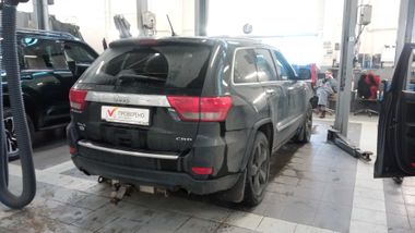 Jeep Grand Cherokee 2012 года, 267 907 км - вид 3