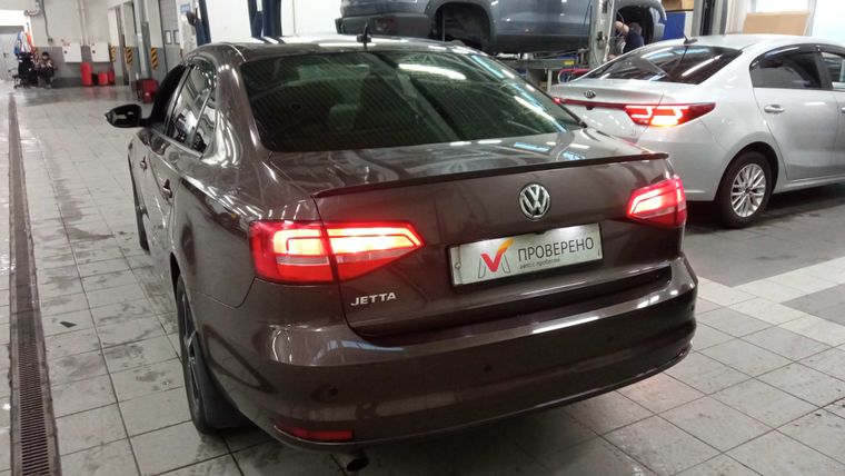 Volkswagen Jetta 2015 года, 108 204 км - вид 4