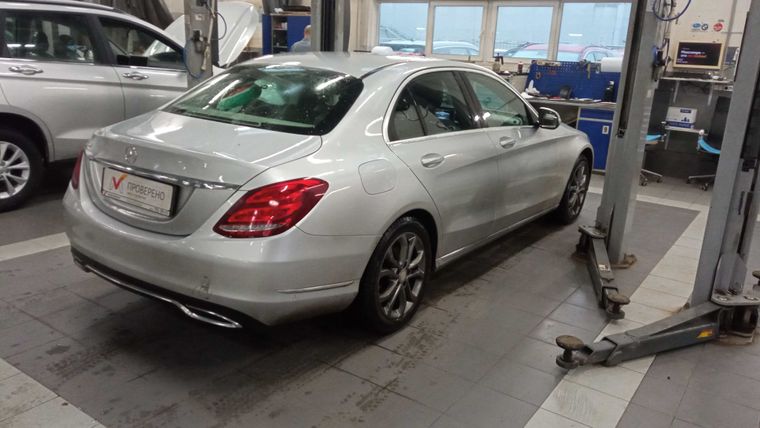 Mercedes-Benz C-класс 2015 года, 130 500 км - вид 3