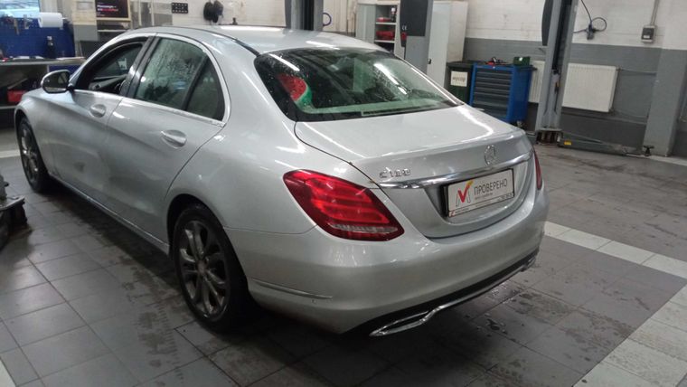 Mercedes-Benz C-класс 2015 года, 130 500 км - вид 4