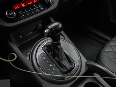 KIA Sportage 2013 года, 256 119 км - вид 10