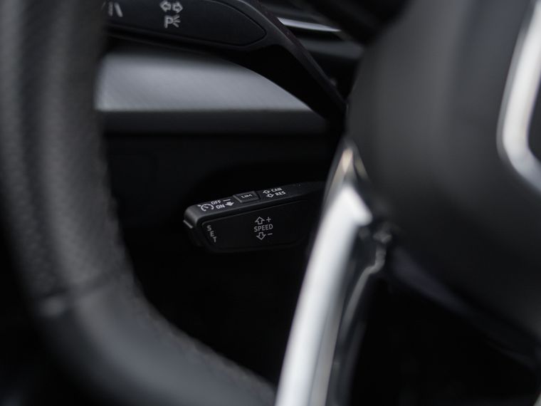 Audi Q5L 2023 года, 5 498 км - вид 7