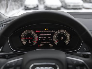 Audi Q5L 2023 года, 5 498 км - вид 6