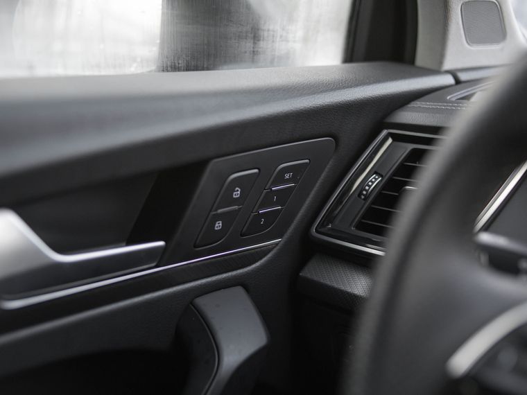 Audi Q5L 2023 года, 5 498 км - вид 15