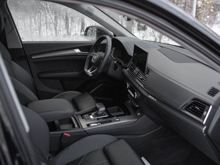 Audi Q5L 2023 года, 5 498 км - вид 20