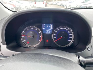Hyundai Solaris 2016 года, 79 799 км - вид 8