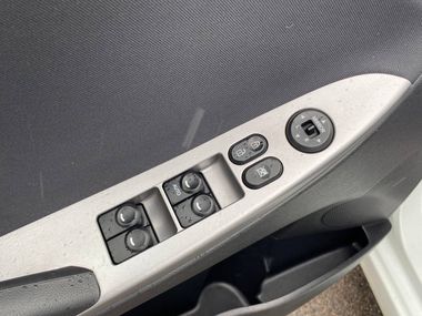 Hyundai Solaris 2016 года, 79 799 км - вид 12