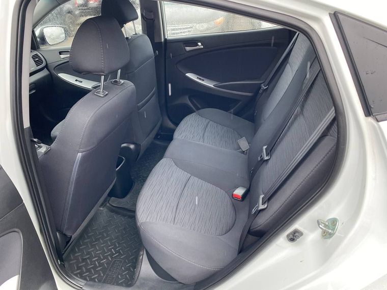 Hyundai Solaris 2016 года, 79 799 км - вид 14