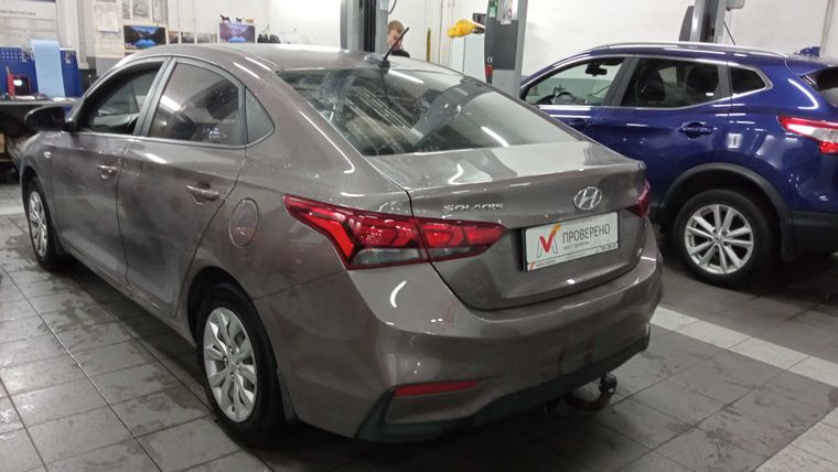 Hyundai Solaris 2018 года, 83 000 км - вид 4