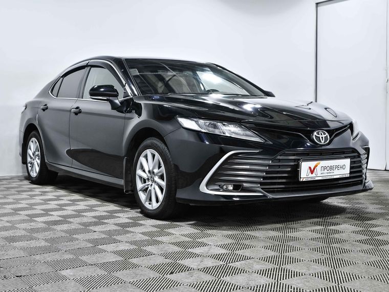 Toyota Camry 2022 года, 123 600 км - вид 4